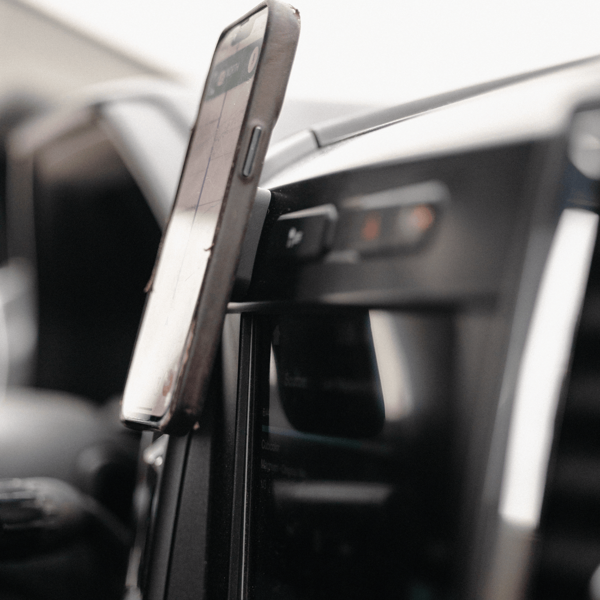 On Glass Vehicle Dash Mount